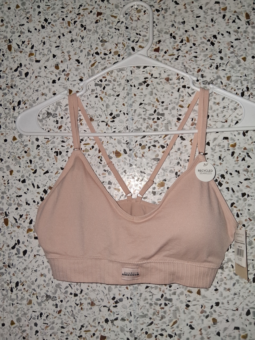 Danskin Recycled Seamless Bralette Size Medium Coral Beige Padded Wireless NWT